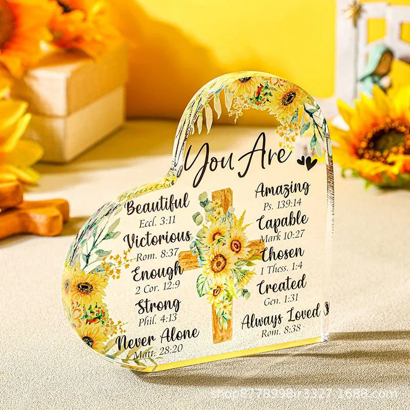 

Acrylic Heart Shaped Ornaments for Women's Gifts Transparent Love Gifts Souvenirs Decor, Home Accessories