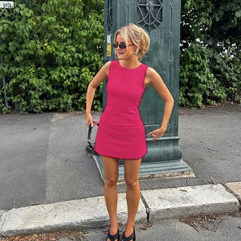 فستان محبوك بدون أكمام 7