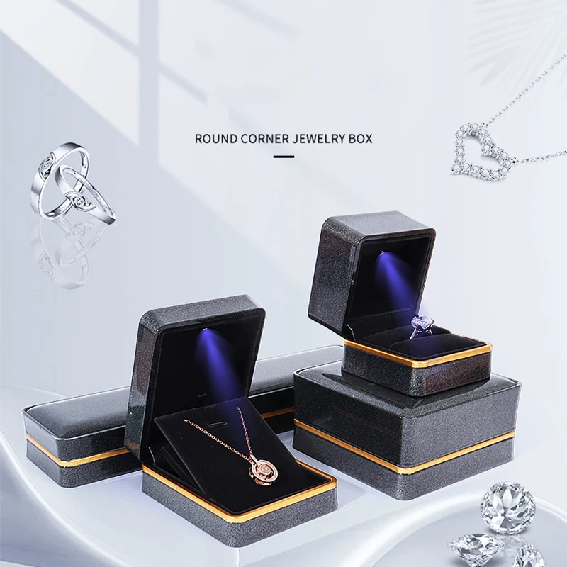 Phnom Penh LED Jewelry Box Luxury Ring Necklace Pendant Storage Gift Packaging Light Necklace Earrings Bead Treasure Box
