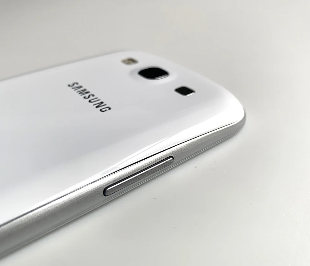 Samsung Galaxy S3 I9305 Unlocked 2GB 16GB GSM Single SIM 4G