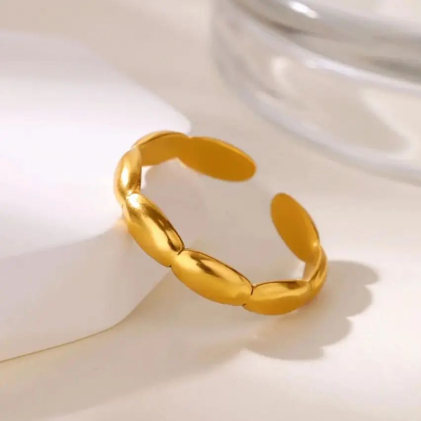 Fashion Mobius Rings Women Geometric Adjustable Wedding Valentine Gift