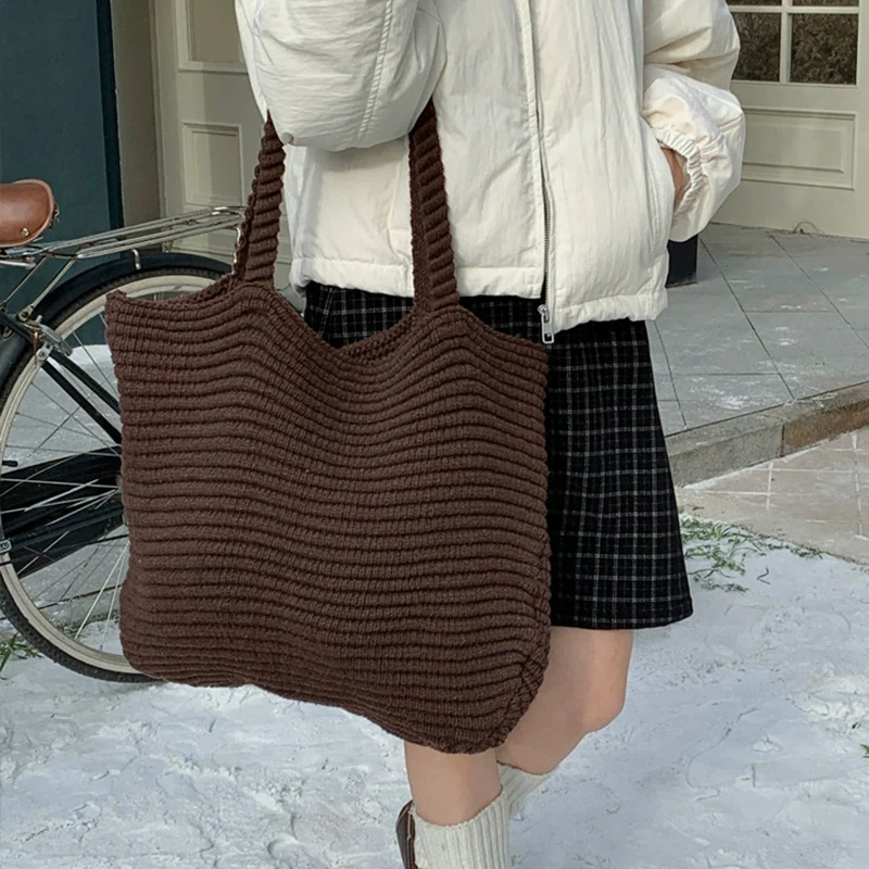 Retro Knitted Handbag for Women Autumn Winter New Korean Edition Solid Color Knitted Bag Large Capacity Travel Handheld Bag