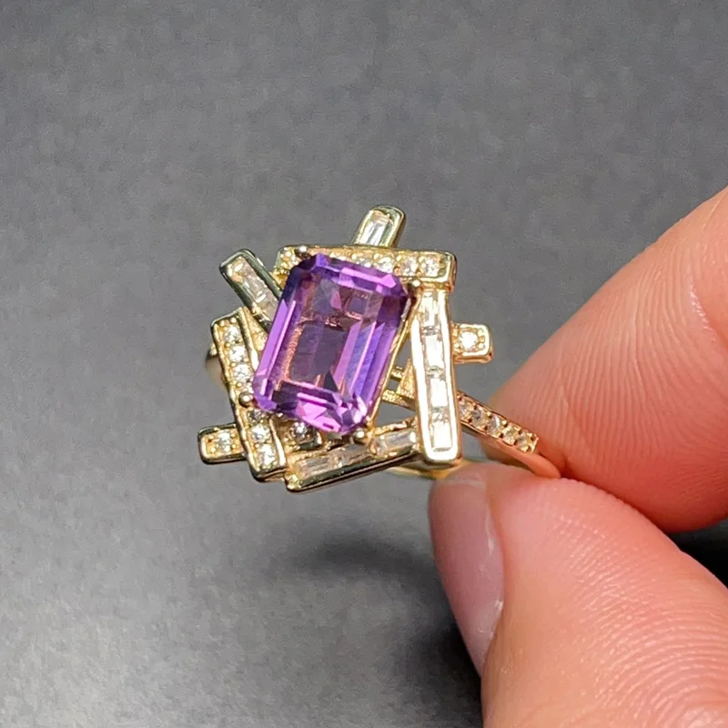 

VVS Grade Amethyst Ring for Party 6mm*8mm 1.2ct Natural Amethyst 925 Silver Jewelry 3 Layers 18K Gold Plating Crystal Ring