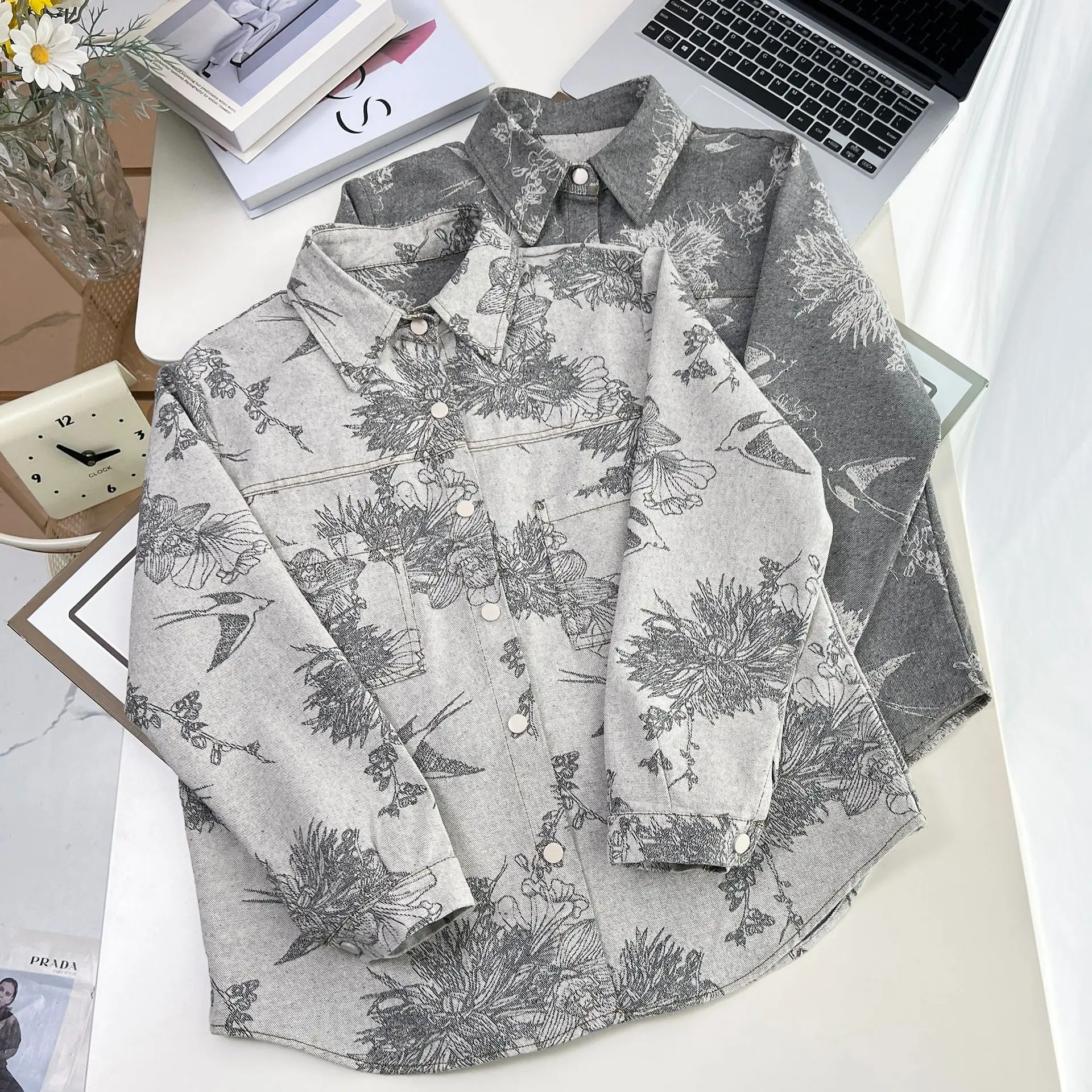 Plus Size Women's Denim Shirt 2025 Autumn New Jacquard Jacket Vintage Fashion Blouses 015
