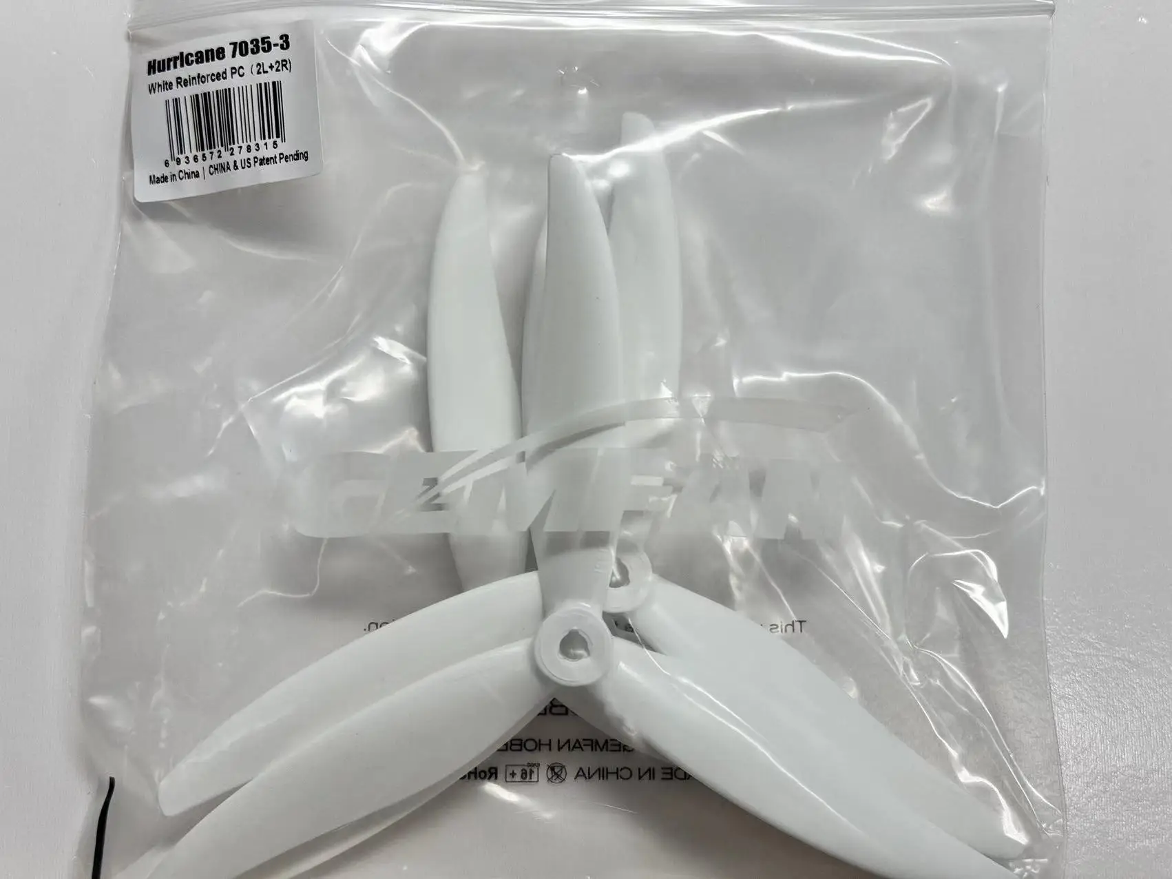 Hélices Gemfan 7035-3 PC Renforcé pour Drone Course Cinelifter Freestyle