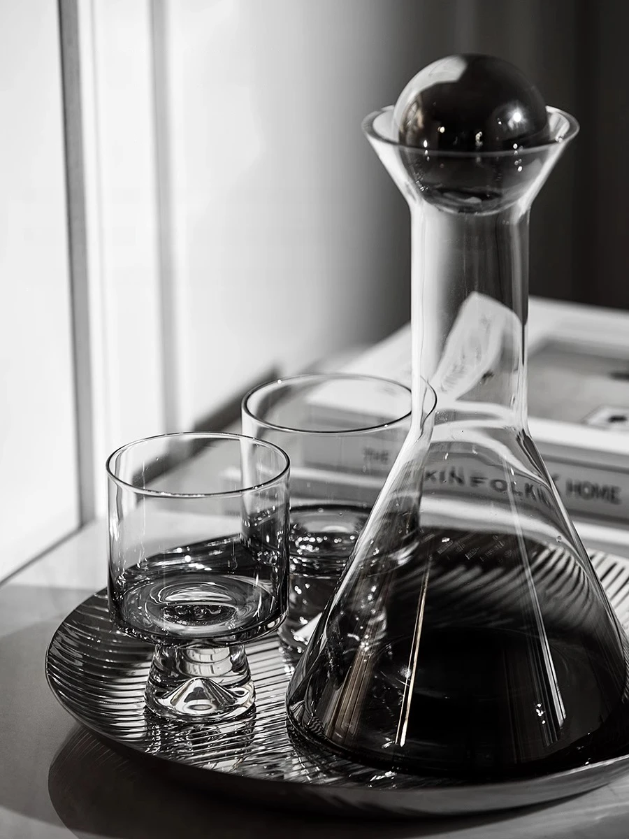 

Nordic Tapered Water Jug Pitcher Kettle Glass Cup Wine Decanter Luxury Drinkware for Home Bar Table Decoration