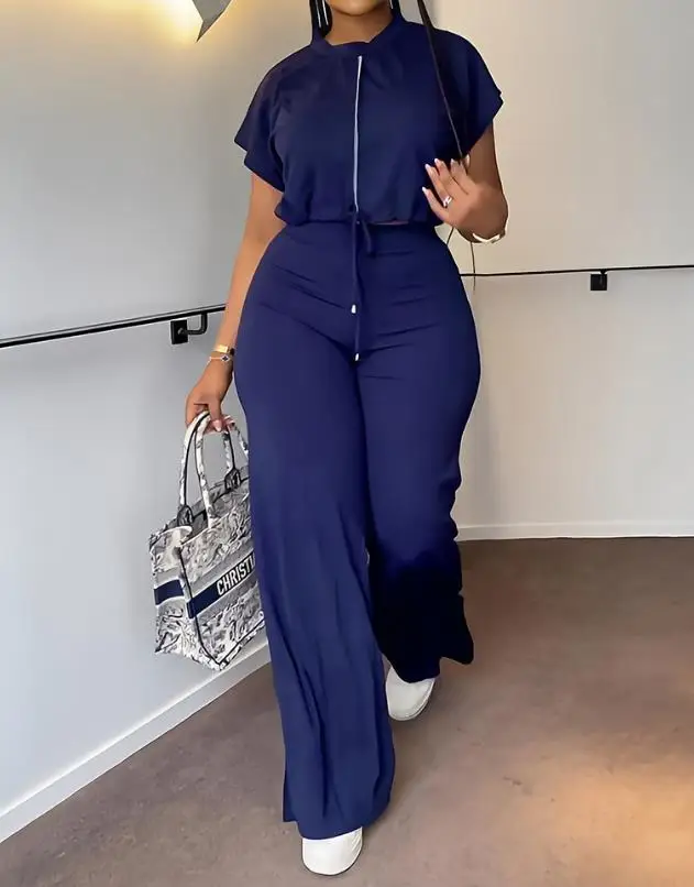 Рисунок 4 - Женский повседневный комплект из топа и брюк