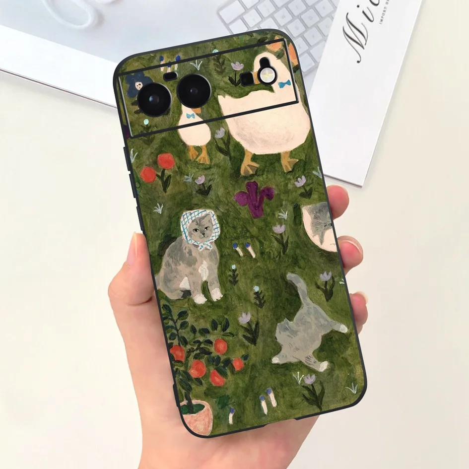 Astronaut-Themed Shockproof Silicone Case - Cute and Durable Cover