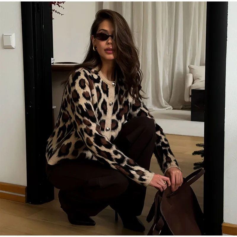 Vintage Knitted Leopard Cardigan Women Casual Slim Single Breasted O-Neck Sweaters Female Chic Versatile Basic Street Knitwear