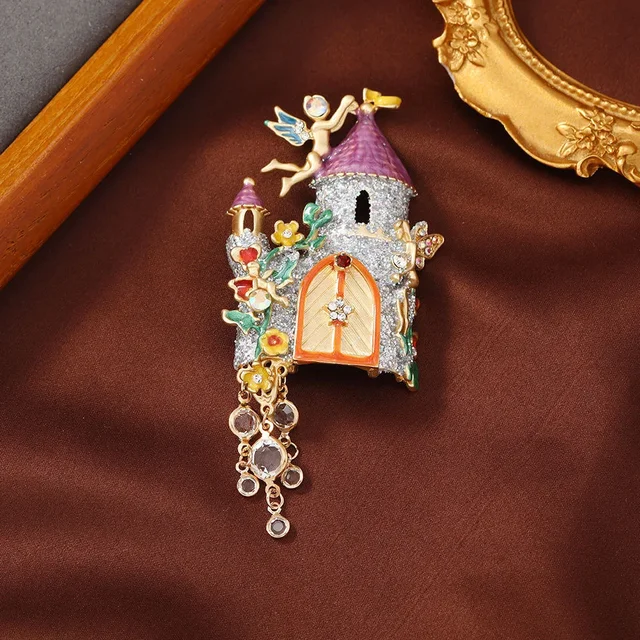 Medieval Vintage Fantasy Fairy Tale Castle Brooch: A Fashionable Addition to Your Wardrobe