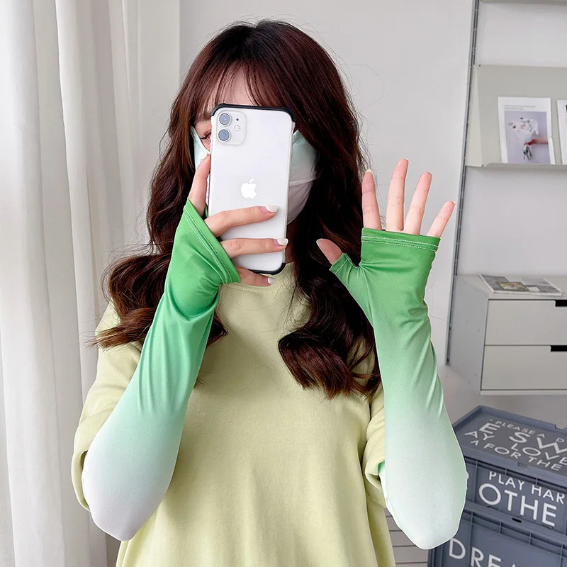 

2022 Summer Gradient Ice Silk Women's T-shirts Women's Tops Long Sleeve T-shirts Women's Ice Silk Sunscreen Mesh Bottoming Shirt