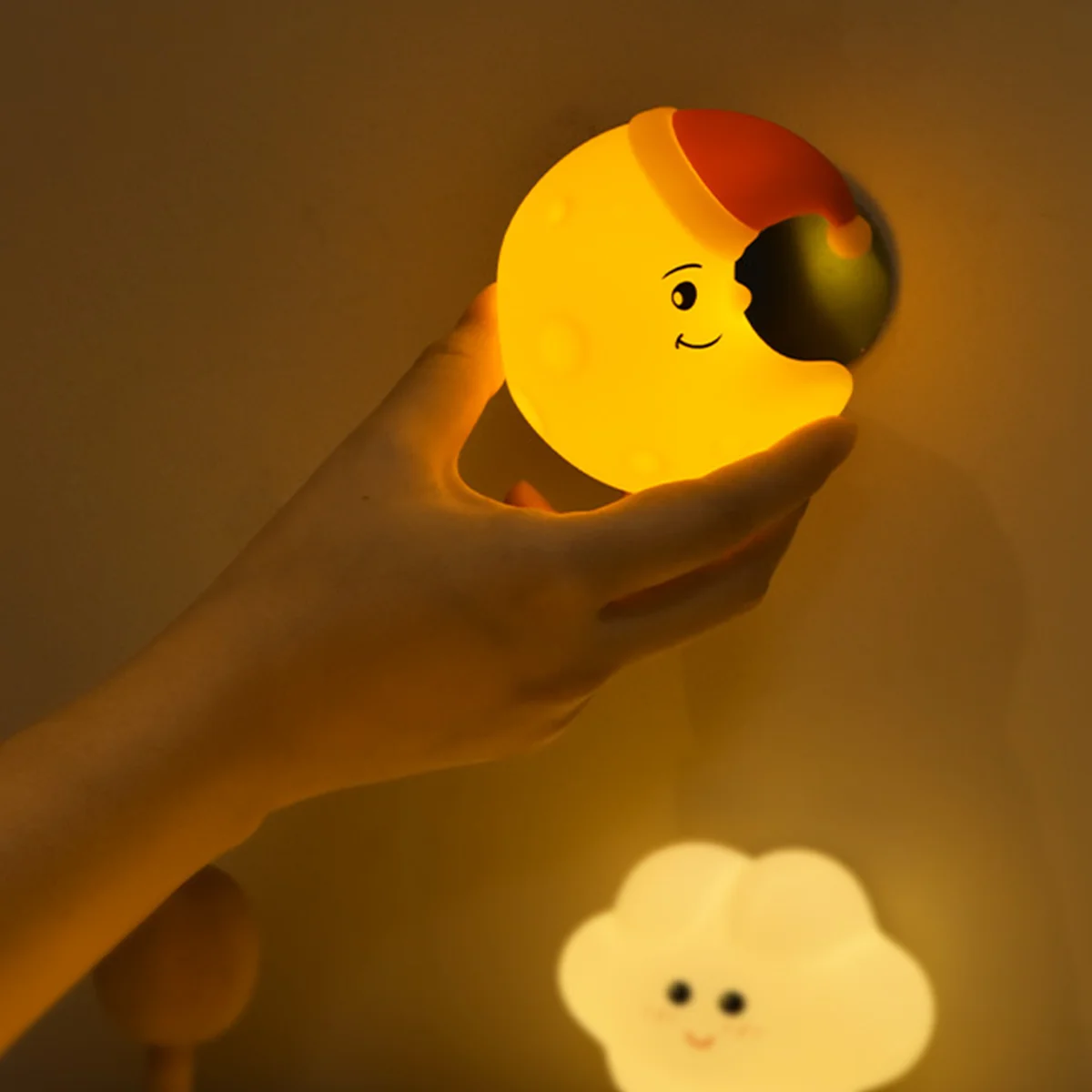 Silicone Led Night Light Wall Lamp Dimmable Bedside USB Rechargeable Baby Kids Lights Moon Star Cloud Touch Control Lamp Bedroom