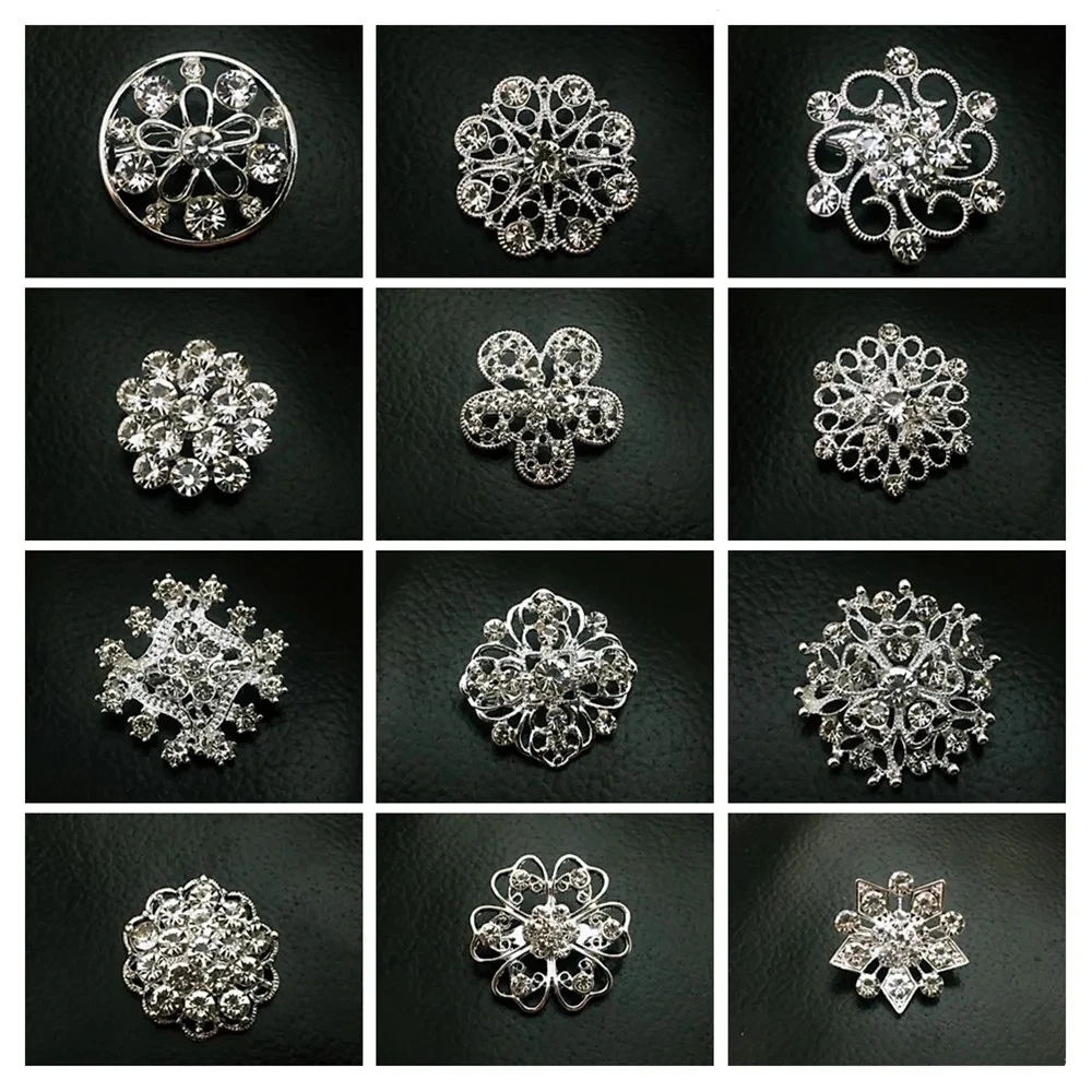 

Vintage Crystal Flower Brooches for Women Suit Mini Rhinestone Jewelry Scarf Buckle Badge Wedding Party Clothes Accessories Gift