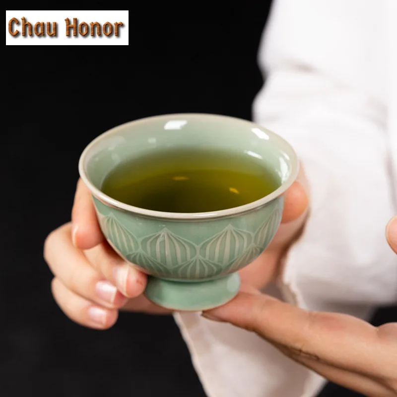 100ml Handmade Longquan Celadon Goblet Teacup Boutique Tea Bowl Tea-tasting Fragrance Cup Chazhan Master Cups Tea Ceremony Gifts