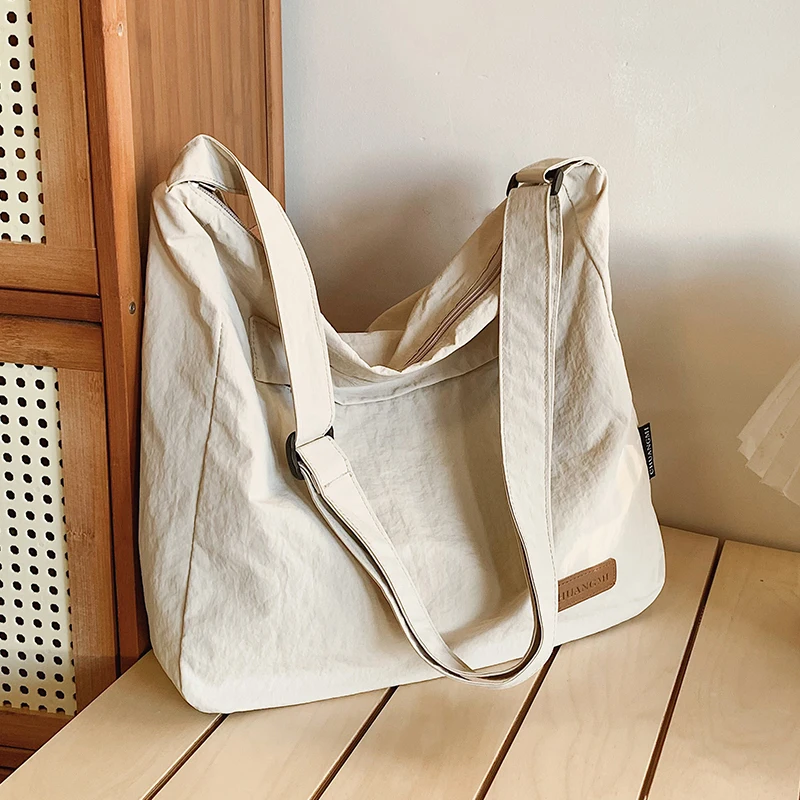 Men's and women's large capacity crossbody bags, shoulder bags, suitable for different occasions, campus, travel, office