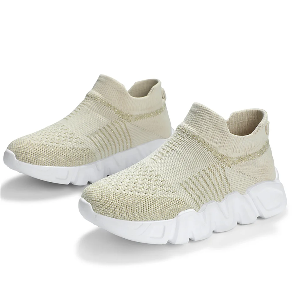 Рисунок 4 - Кроссовки для мальчиков и девочек