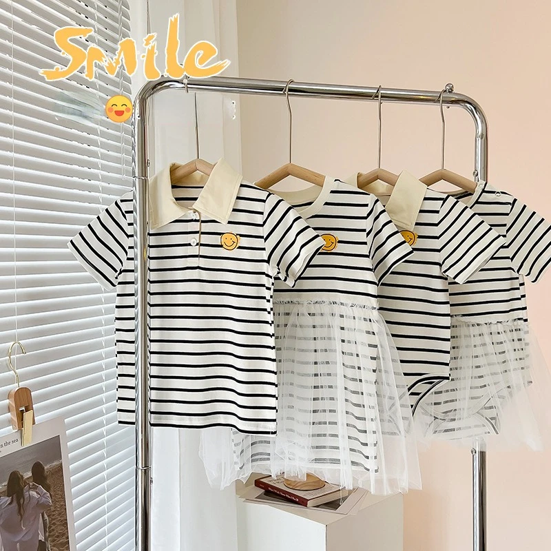 Family Matching Outfits Short Sleeves Baby Girl Boy Bodysuit Striped Mother Dad Son Daughter Parent-child Pullover Tee H1212 4
