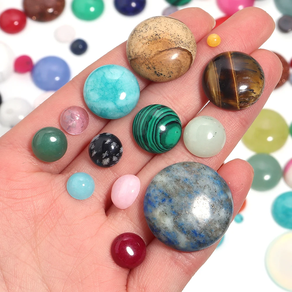 SUNNYCLUE 1 doos 100 stuks 5 maten ronde stenen cabochons platte achterkant synthetische turquoise edelsteen cabochon kralen 4mm/6mm/8mm/10mm/12mm voor doe-het-zelf sieraden maken koepel cameo's