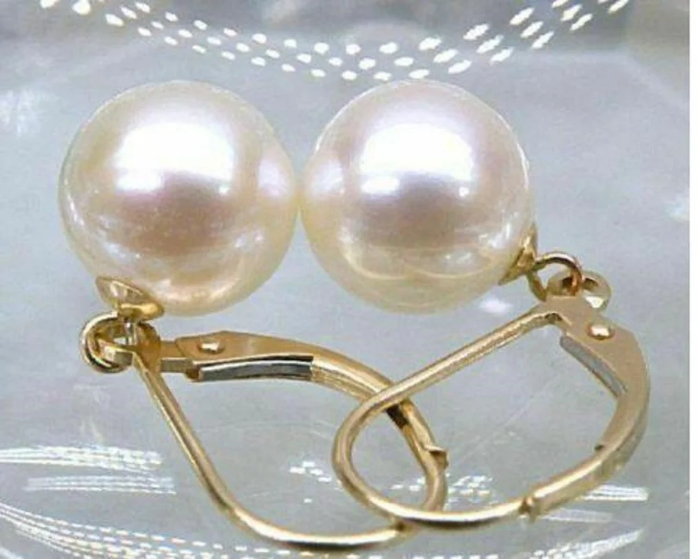 Perfect Round AAA 8-9mm South China Sea White Pearl Natural Pearl Earrings in 14k Pure Gold