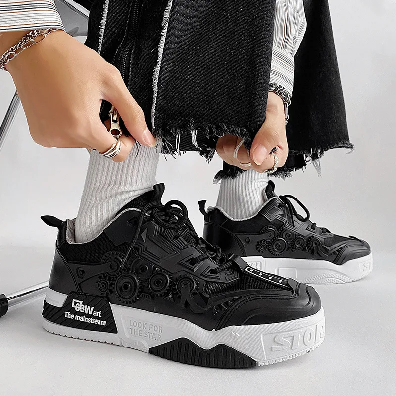 Designer Shoes for Men Fashion Men Sneakers Street Personality Gear Pattern Skateboard Shoes Casual Vulcanized Zapatos De Hombre 2