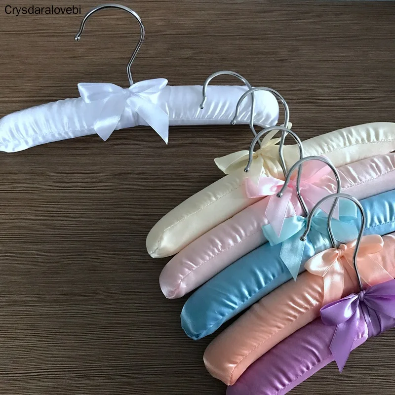 

Атласная вешалка с мягкой подкладкой, 30/25 см