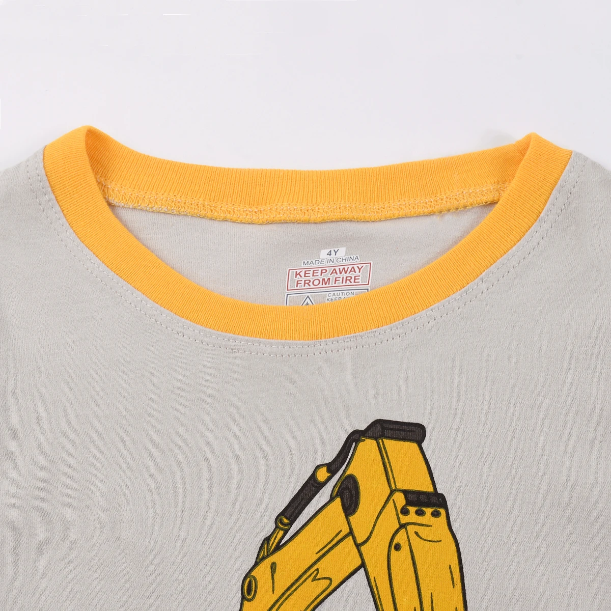 طقم بيجامة مطبوع عليه حفارة كرتونية بأكمام طويلة وسراويل طويلة للأولاد، مناسب للأولاد من سن 2 إلى 9 سنوات