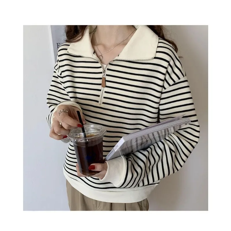 Felpa con colletto polo da donna 2025 Giacca corta autunnale piccola Top a maniche lunghe a righe Pullover Top Trendy - immagine 4