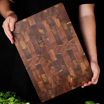 Acacia Wood Cutting Board 1
