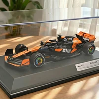 ⁦مجسم سيارة فورمولا 1 أستون مارتن وماكلارين من مايستو - بطول 31 سم | Maisto Formula 1 Racing Car Diecast Model (Aston Martin / McLaren) 31cm⁩ - الصورة ⁦2⁩