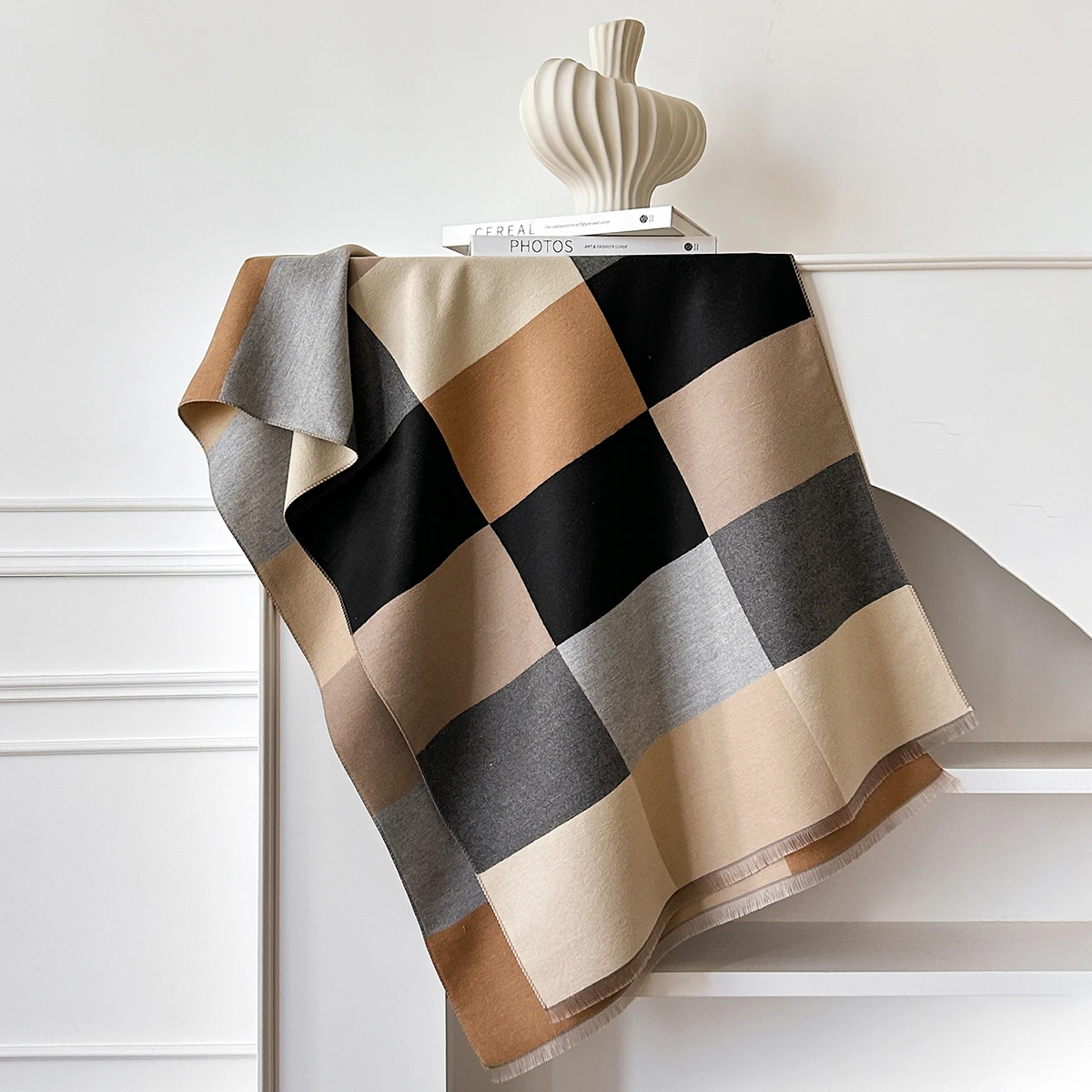 2025 New Luxury Winter Cashmere Patchwork Print Scarf Women Warm Pashmina Poncho Scarves Fashion Shawl Thick Foulard Bufanda