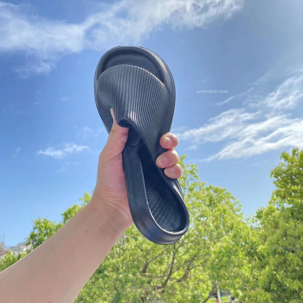 Xiaomi Youpin Fashion Sandals for Men and Women Non-slip Wear-Resistant EVA Thick Sole Comfortable Home Slippers Bathroom Bath