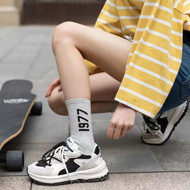 4 Pairs Cotton Socks Men Women Skateboard Fashion Alphabet Gift Couple Sports Casual 38-45