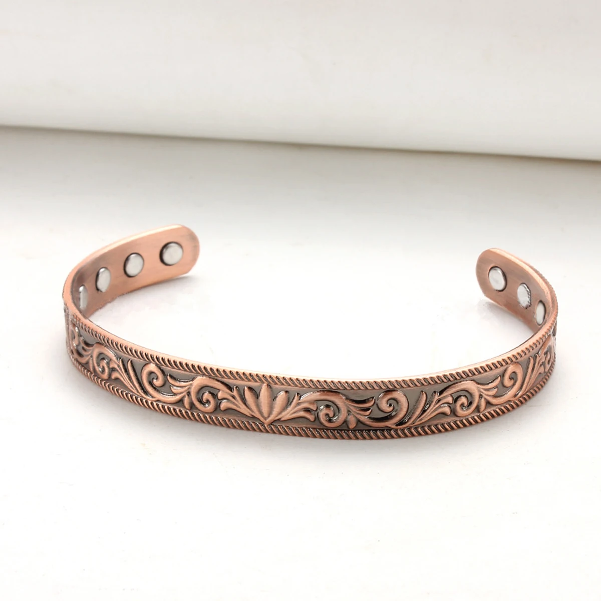ARADOO Magnetic Copper Bracelets for Women Enhanced Strength Copper High Gauss Neodymium Magnetic Therapy Bangle 2