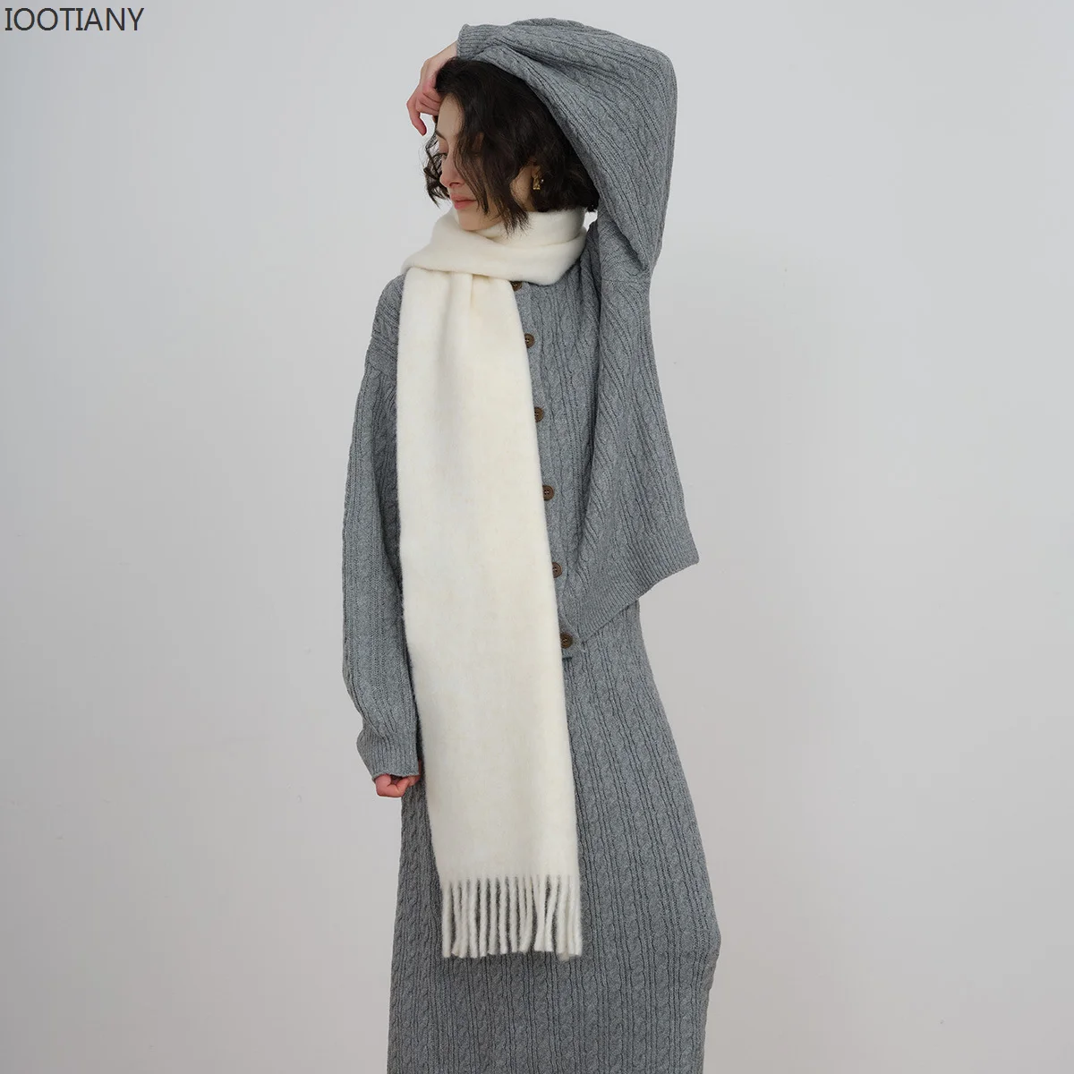 Зимний мягкий и пушистый шарф ioothany 2023