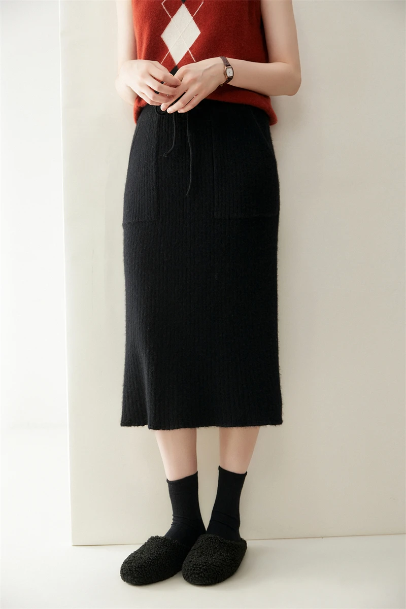Yoyoselect Cashmere Skirt - Styling Example 2