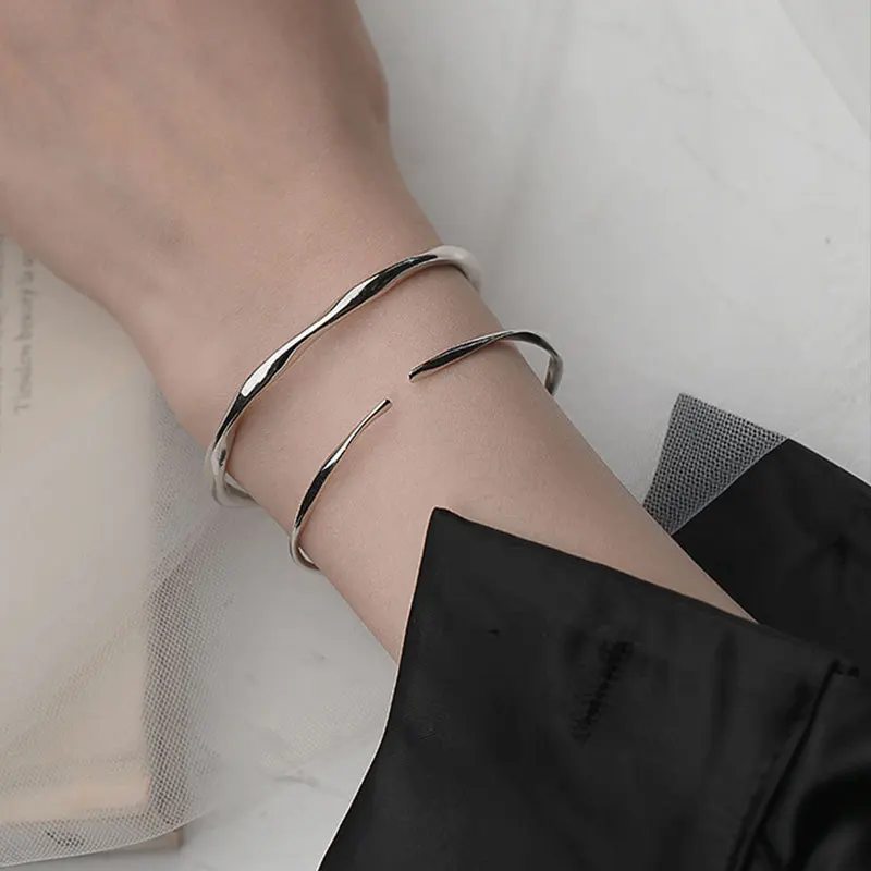

Fashion High-End Glossy Bracelet Adjustable Ladies Elegant Banquet Jewelry