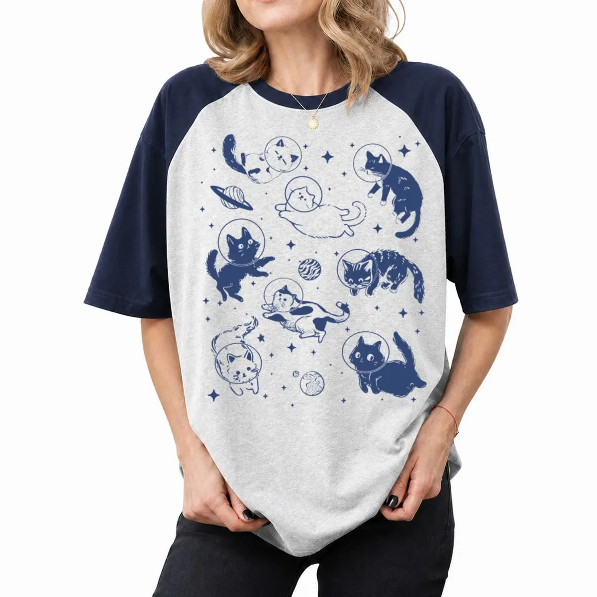 Cute Astronaut Cats Cosmic Print T-Shirt Vintage Raglan Sleeve Cotton Short Sleeve Tees Women's Casual American Style Tshirt 1