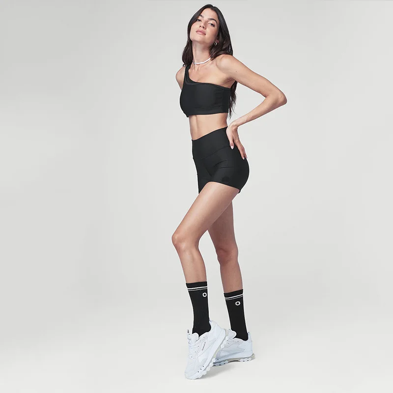 Unisex Alphabet Yoga Socks – Anti-Slip Cotton Sportswear 2