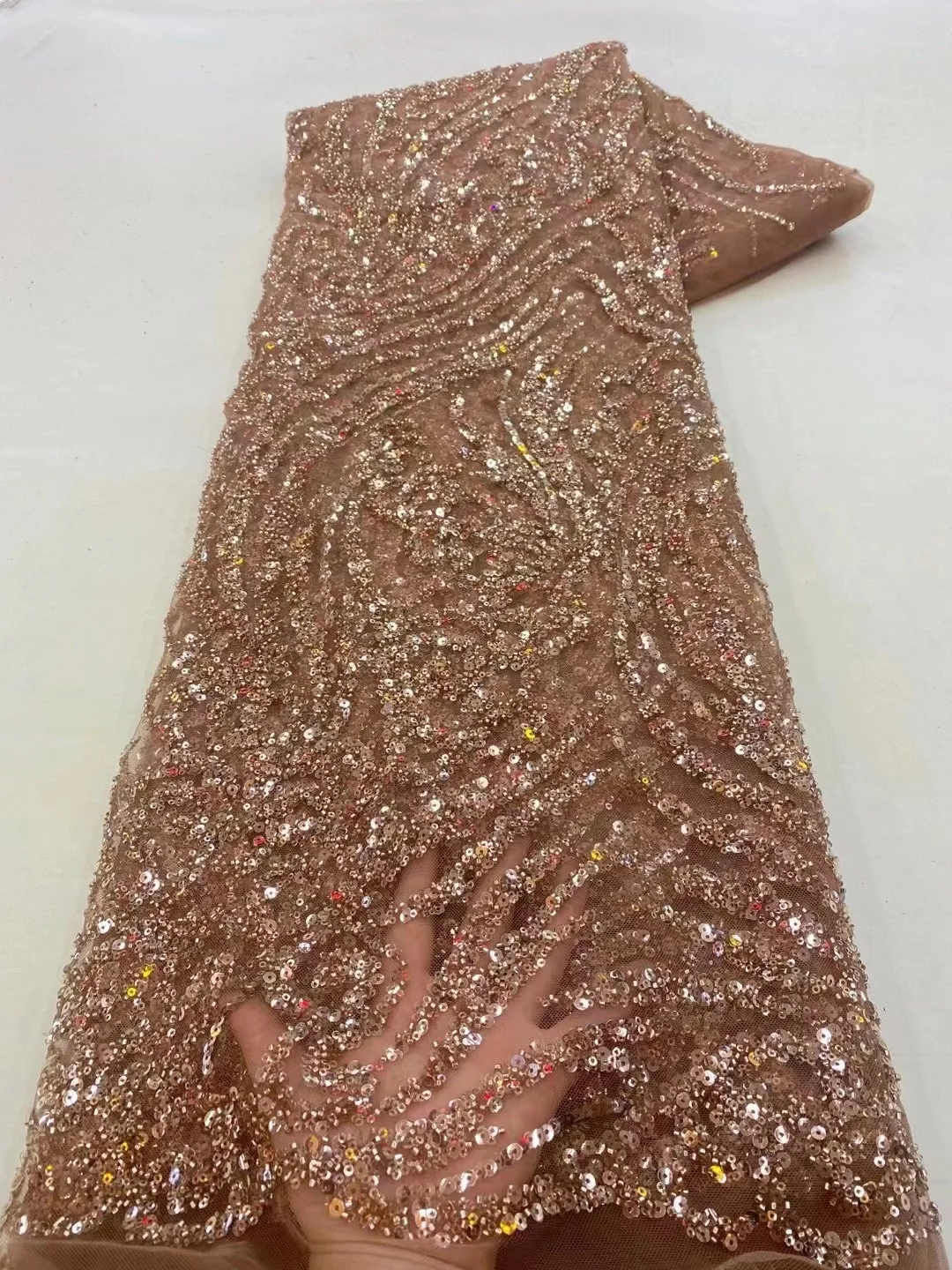

Luxury African Sequins Beaded Lace Fabric 2023 High Quality Lace 5 Yards French Lace Fabric Nigerian Lace Fabrics For Dress