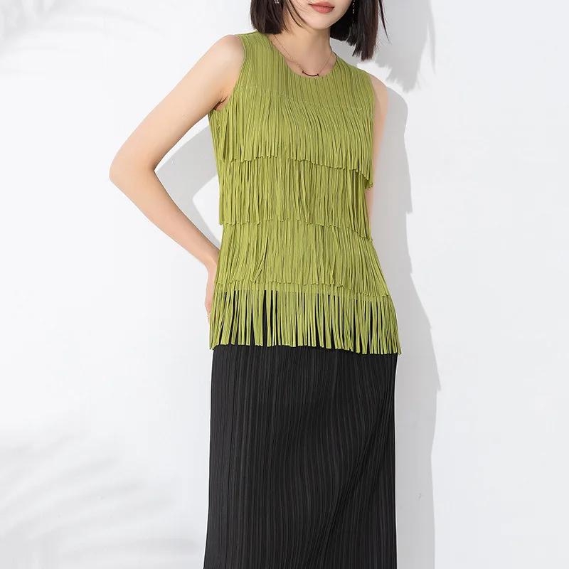 

2023 summer new crew-neck pleated temperament casual fringe vest women's top