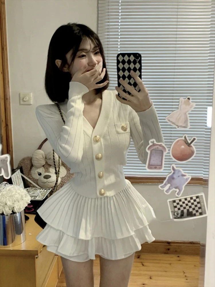 أنيقة الحلو الخامس الرقبة سليم صالح محبوك القمم النساء Y2k E-Girl عالية الخصر Ruched كعكة التنانير 2025 الخريف جديد قطعتين مجموعات