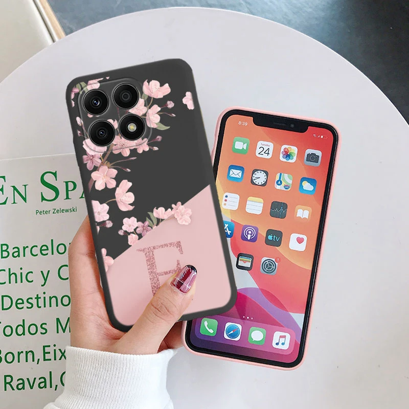 Elegant Floral Initial Soft Silicone Case for Smartphone – Stylish Letter Design Cover