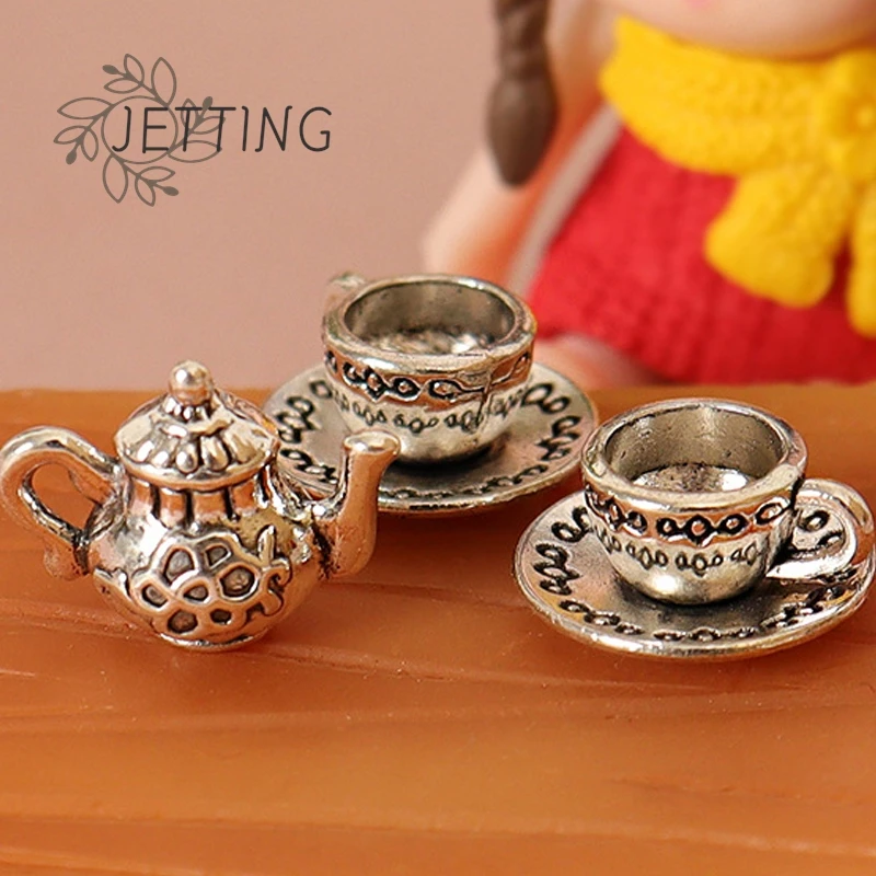 Calico Critters Accesoios Paa Casa De Muu00f1ecas, Juego De Tu00e9