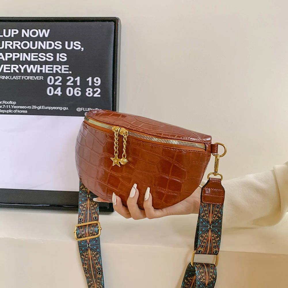 Women Leather Chest Bag Casual Crossbody Sling Purse Versatile Stone Texture Waist Bag Zipper Waist Pack Daily Dating Bag