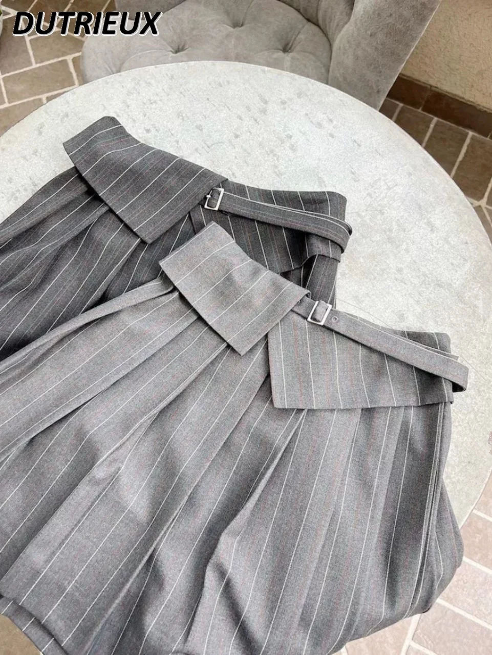 

Four Seasons Versatile Design Ruffled Decorative Short Skirt Draping Belt Striped Pleated Mini High Waist A- Line Skirts