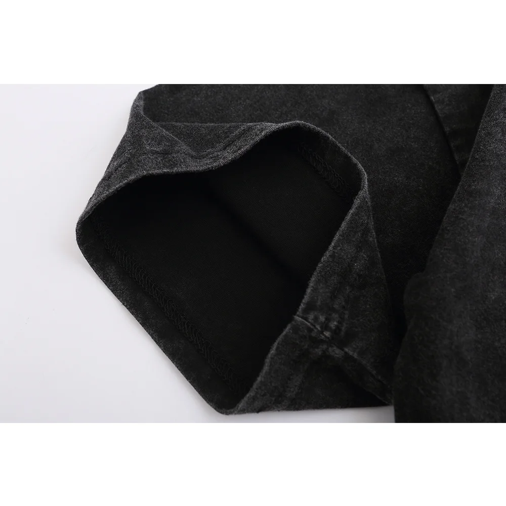 Рисунок 5 - Футболка мужская оверсайз с графическим принтом