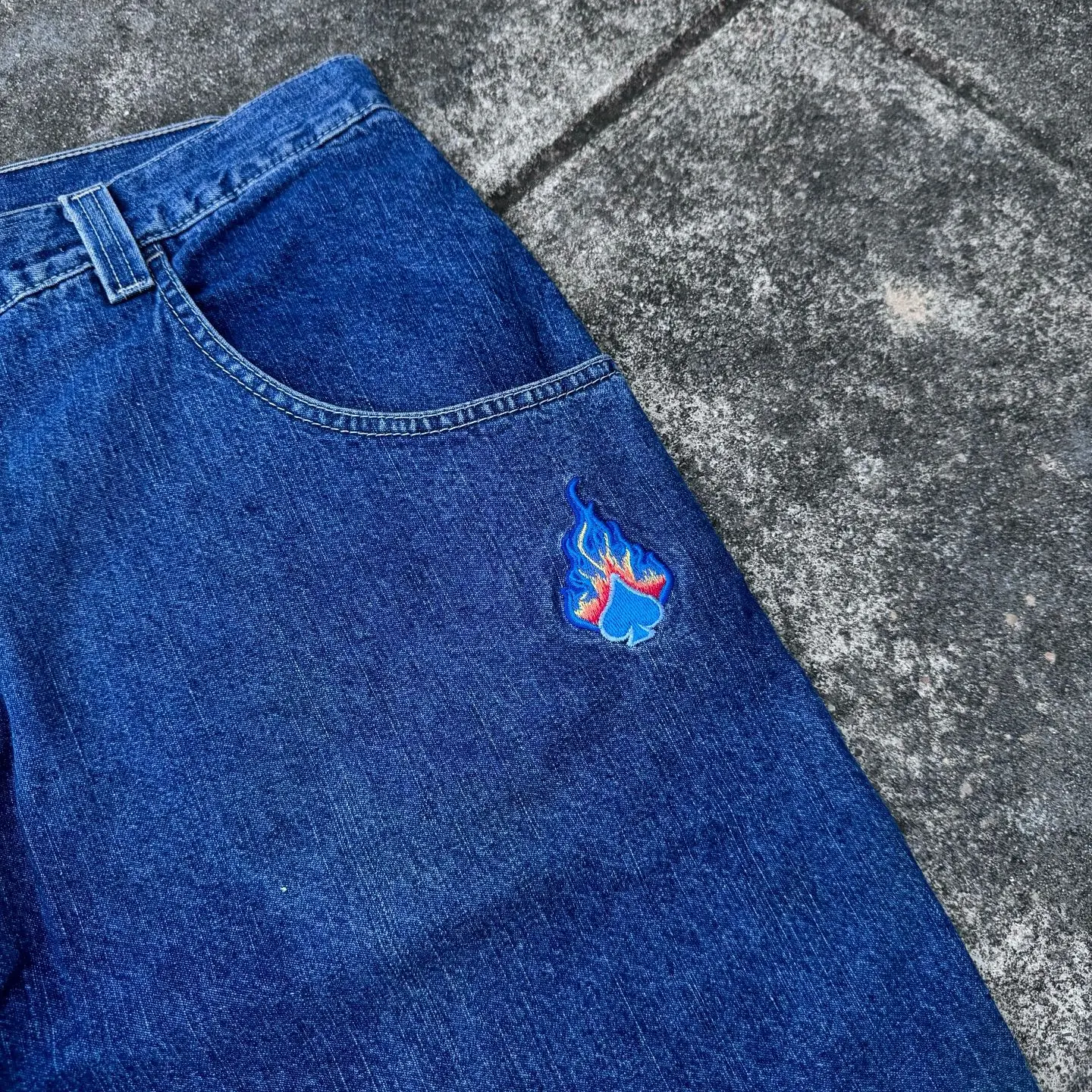 Slide image 7331bf2c2e544e0e8cfe7bc09ad37834