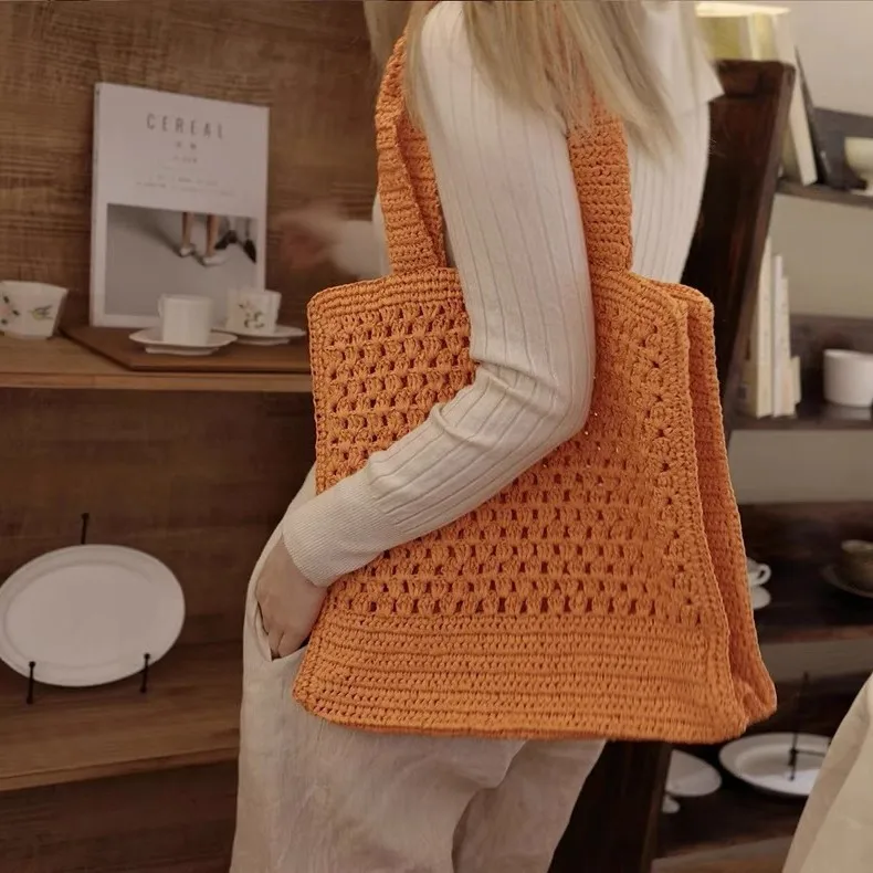 Women Straw Woven Tote Bag Summer Beach Bags Large Capacity Fashion Woven Handbag Simple with Travel Vacation