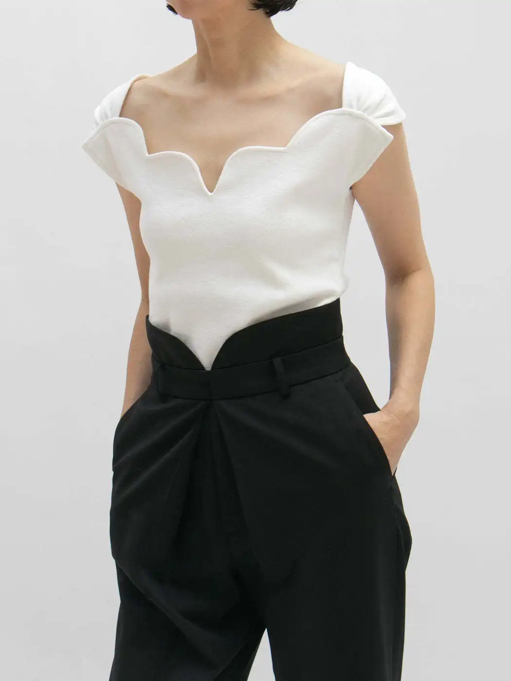 

2023 Summer New Solid Color Vintage Casual Women T-shirt Japanese Wave Collar Slim Fit Simple Short Sleeve Elegant Tees Tops