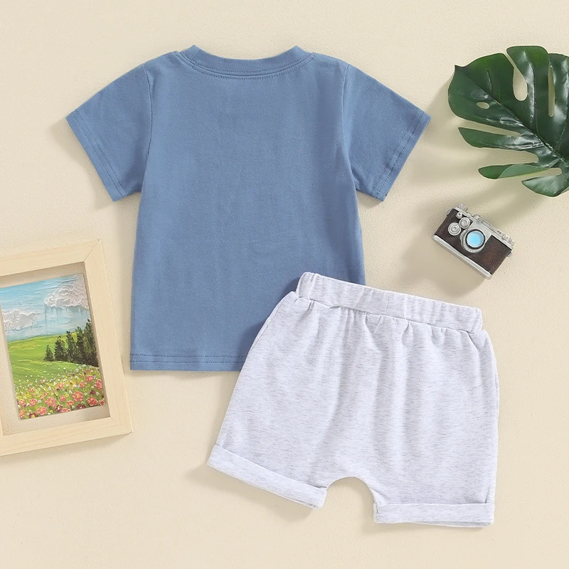 

Комплект из 2 предметов для маленьких мальчиков, футболка с коротким рукавом и буквенным принтом, шорты в рулоне, одежда для малышей